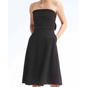 NEW Banana Republic Black Strapless Fit & Flare Pont Knit Dress 6 Minimalist LBD